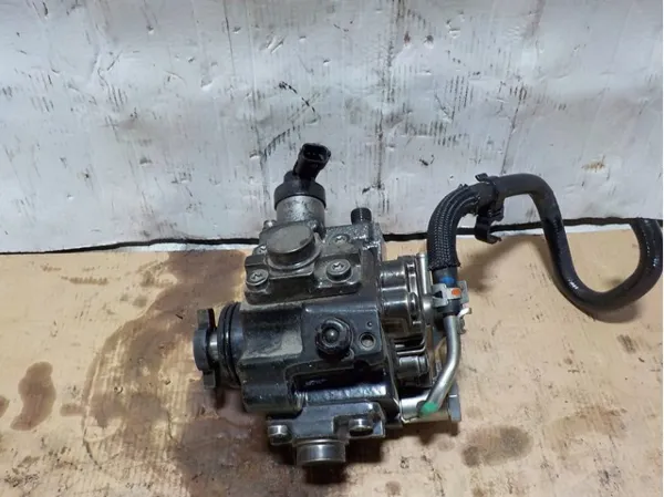 Pompa wtryskowa wysokiego ciśnienia Toyota Corolla E18