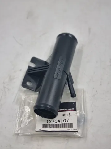 Przewód (króciec) chłodnicy górny Mitsubishi Outlander II XL