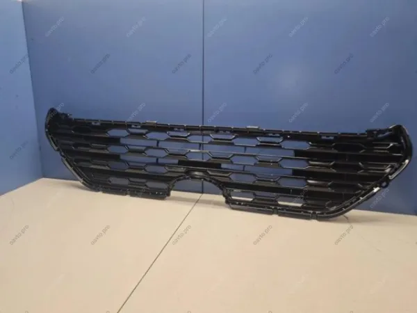 Atrapa chłodnicy 5311242200 Toyota