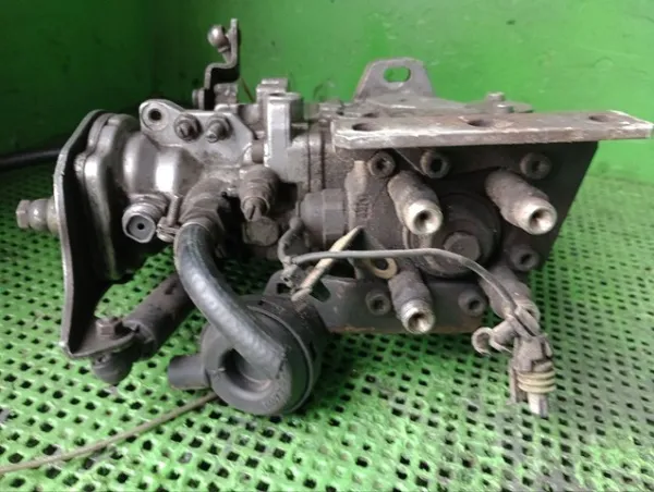 Pompa wtryskowa wysokiego ciśnienia 0460494353 Bosch