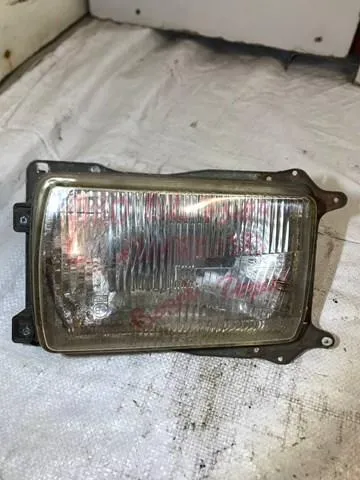 Reflektor lewy Audi 80 B2