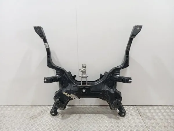 Korpus osi przedniej Toyota Yaris CROSS