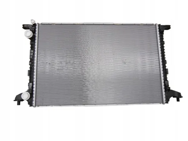 Chłodnica silnika 8W0121251K VAG