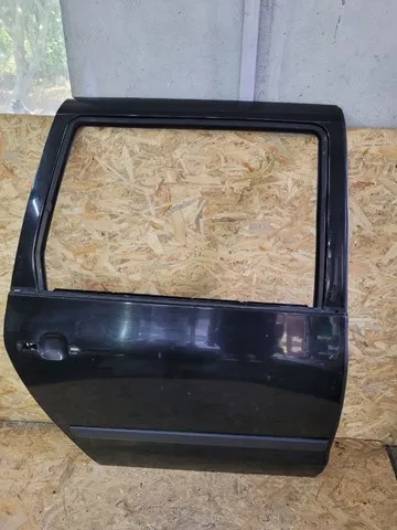 Drzwi tylne prawe 7M3833022F VAG