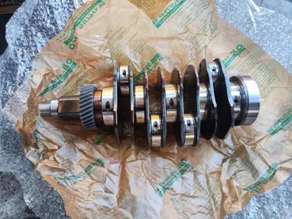 Wał korbowy silnika Subaru Forester IV