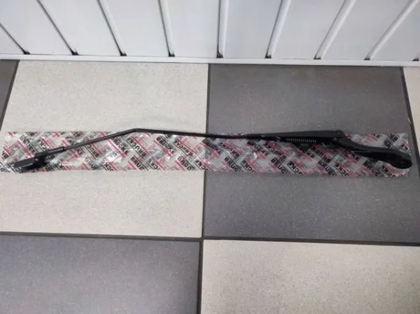 Ramię wycieraczki szyby przedniej Fiat Doblo II