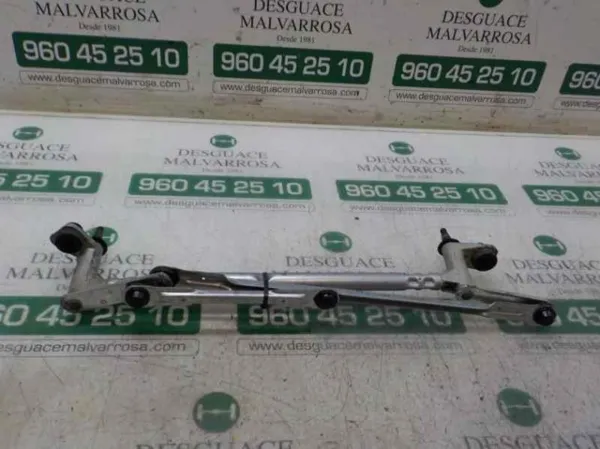 Mechanizm wycieraczek Seat Ibiza V