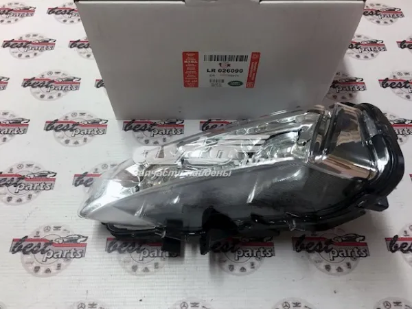 Lampa przeciwmgielna lewa LR026090 Land Rover