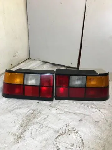 Lampa zespolona tylna prawa Volvo 460 L