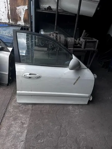Drzwi przednie prawe KIA Magentis I