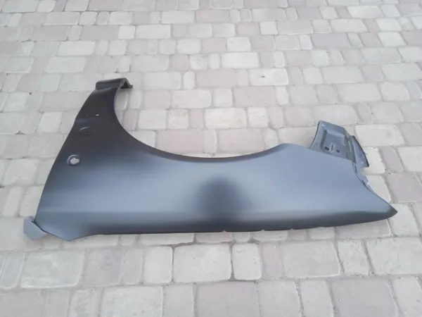 Błotnik przedni prawy 132401 Polcar