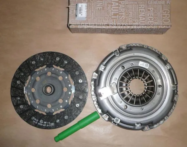 Zestaw sprzęgła (3 części) 302055381R Renault (RVI)