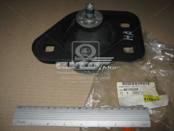 Poduszka (podpora) silnika prawa Daewoo Leganza KLAV