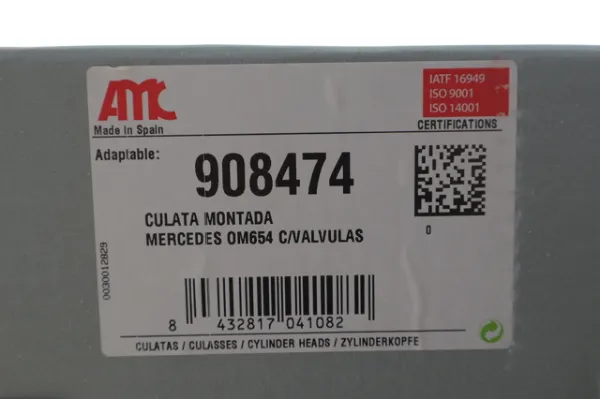 Głowica cylindrów Mercedes A W177