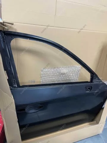 Drzwi przednie prawe KBY05802XE Mazda