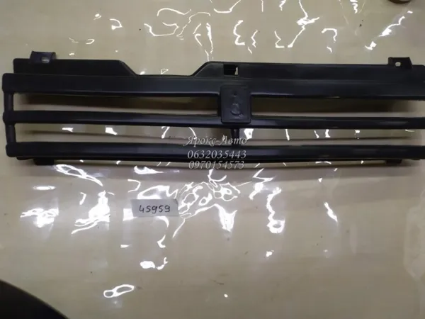 Atrapa chłodnicy ВАЗ 21099 