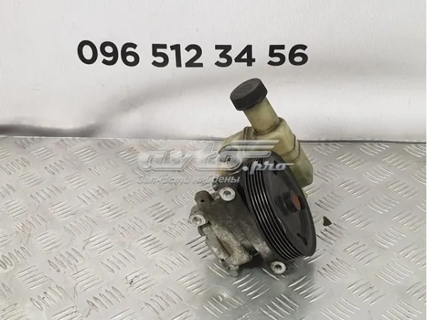 Pompa wspomagania hydraulicznego kierownicy EG2132600 Mazda