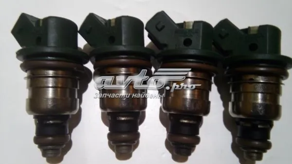 Wtryskiwacz paliwa Renault 19 II