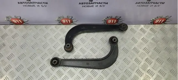 Wahacz zawieszenia tylnego górny lewy/prawy TK4928C10 Mazda