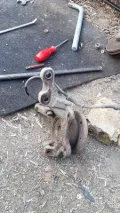 Czop (zwrotnica) przedni lewy Renault Clio LB0, LB1, LB2
