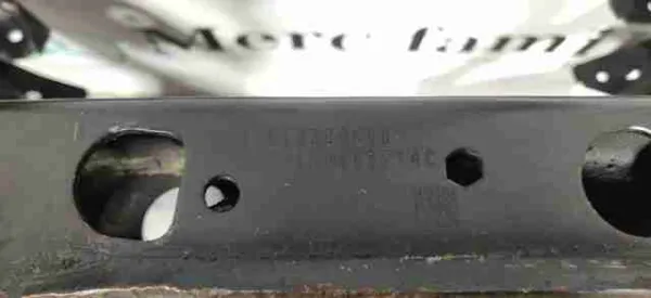 Korpus osi przedniej Mercedes ML/GLE W166