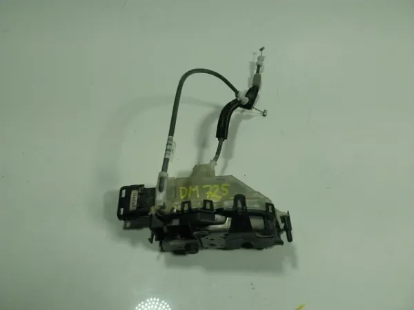 Zamek drzwi tylnych lewych Opel Corsa F