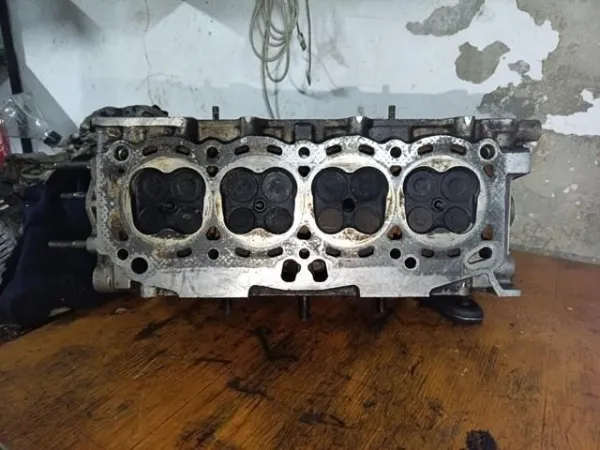 Silnik w komplecie Toyota Corolla E9