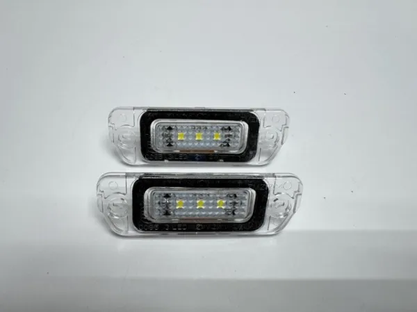 Lampa oświetlenia tylnej tablicy rejestracyjnej Mercedes ML/GLE W163