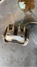 Zacisk hamulcowy przedni lewy Peugeot 406 8B