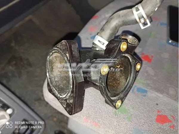 Obudowa termostatu Toyota Corolla E15