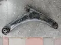 Wahacz zawieszenia przedniego dolny lewy Mitsubishi Colt Z3A
