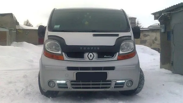 Deflektor na maskę do Opel Vivaro A F7