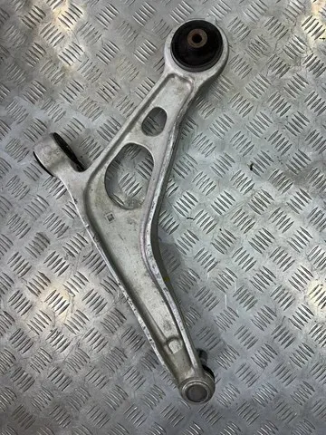 Wahacz zawieszenia przedniego dolny prawy 545006RR0B Nissan/Infiniti