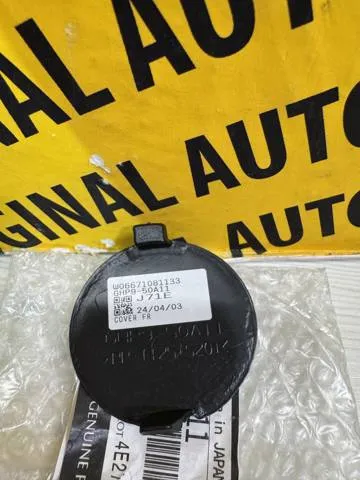Zaślepka haku holowniczego zderzaka przednia GHY950A11 Mazda