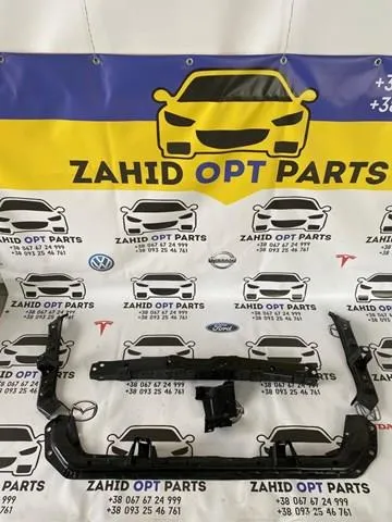 Osłona chłodnicy górna (panel mocowania reflektorów) 625114CE0A Nissan/Infiniti