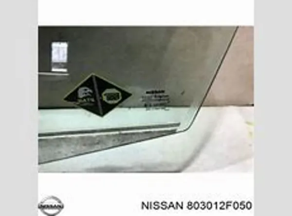Szyba przednia Nissan Primera P10