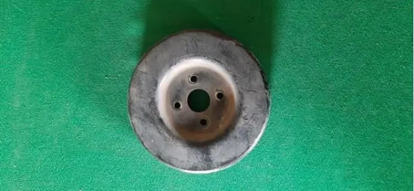 Koło pasowe pompy wodnej Mitsubishi Outlander I