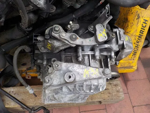 Mechaniczna skrzynia biegów w komplecie 55566455 Opel