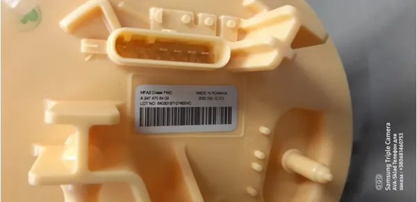 Moduł pompy paliwowej z czujnikiem poziomu paliwa Mercedes A W177