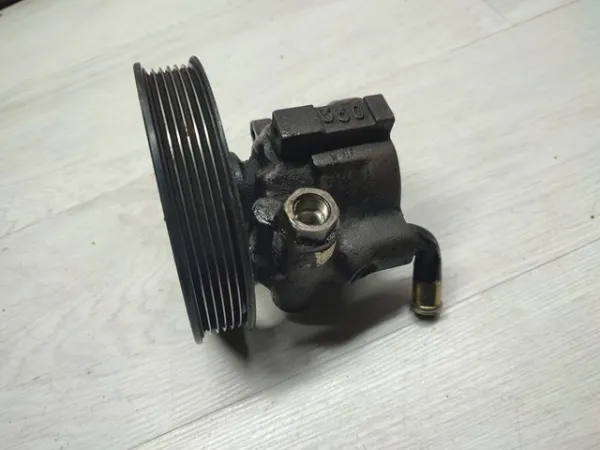 Pompa wspomagania hydraulicznego kierownicy 90409232 General Motors