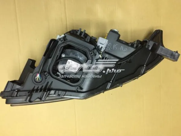 Reflektor prawy 811450E061 Toyota