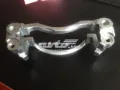 Jarzmo zacisku hamulcowego przedniego Mercedes Sprinter 904