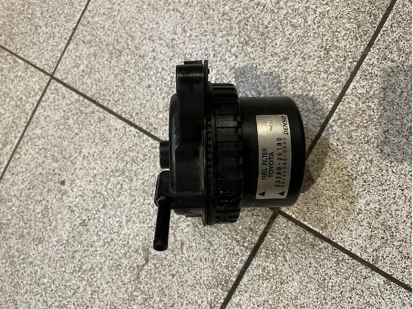 Filtr paliwa 2330026100 Toyota