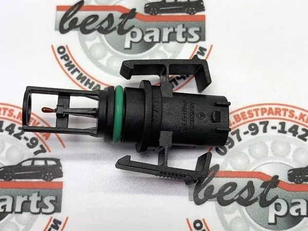 Czujnik temperatury powietrza wlotowego A651153002828 Mercedes