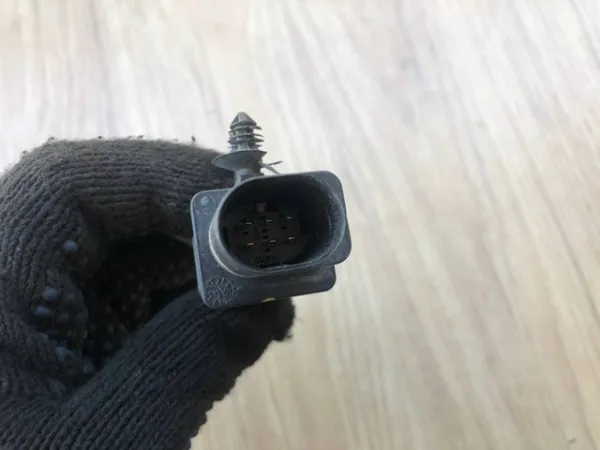 Sonda lambda czujnik tlenu przed katalizatorem LR035751 Land Rover