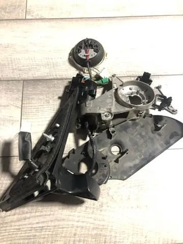 Lusterko wsteczne prawe 8791060B50 Toyota