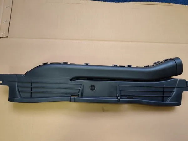 Wlot powietrza do filtra powietrza Ford Focus IV