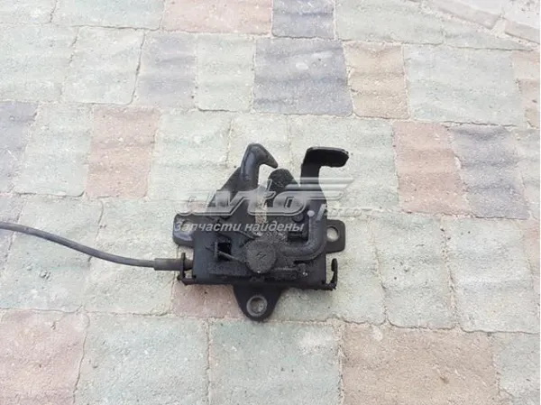 Zamek maski KIA Magentis II