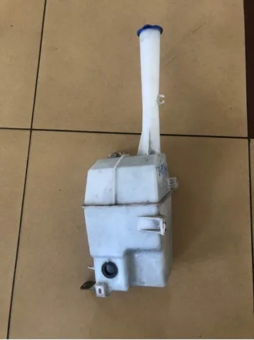 Zbiorniczek spryskiwacza szyb 986102W000 Hyundai/Kia