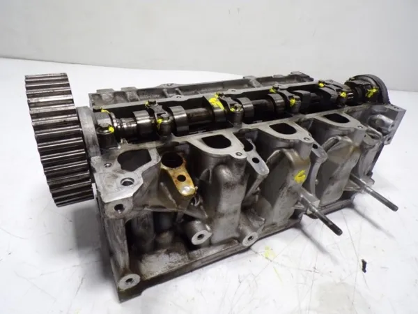 Głowica cylindrów 1104100Q2D Nissan/Infiniti